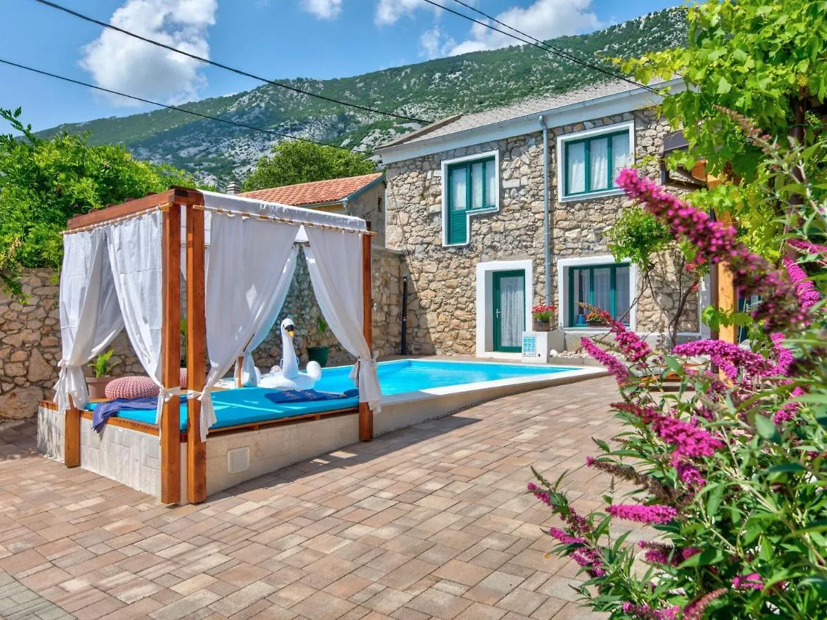 Holiday Home Villa Andelika By Interhome Drivenik